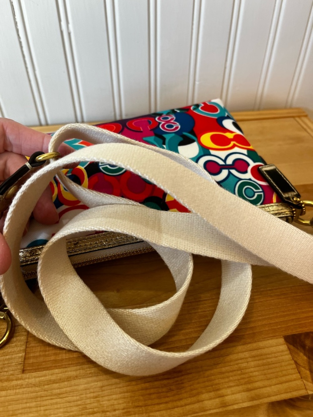 Coach Poppy Pop C Graffiti Metallic Gold Patchwork Swingback - Picture 10 of 15